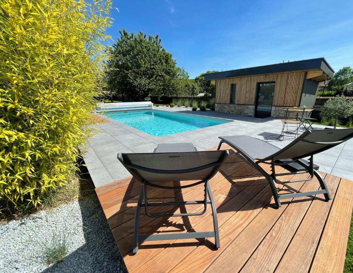 Appart-Hotel N 4 Calme Avec Terrasse, Wi-Fi Haut Debit, Petit-Dejeuner, Room-Service Et Parking Prive Chouzelot Eksteriør billede